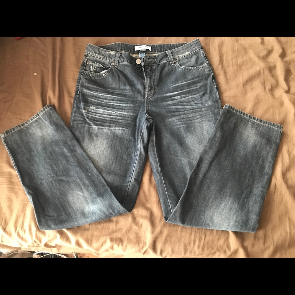 Boyfriend fit size 10 jeans. Great condition